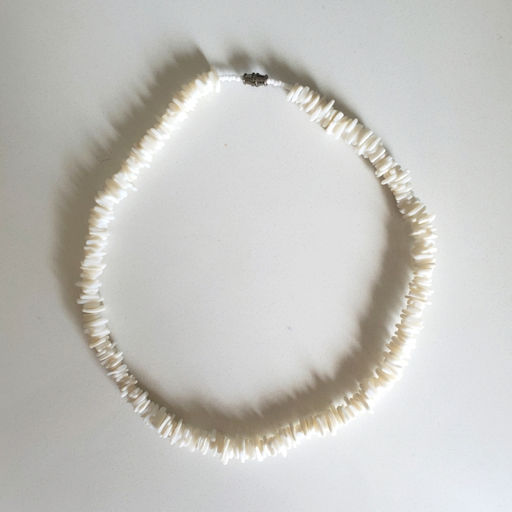 🌟 White Quartz Stone Beaded Necklace 🌟